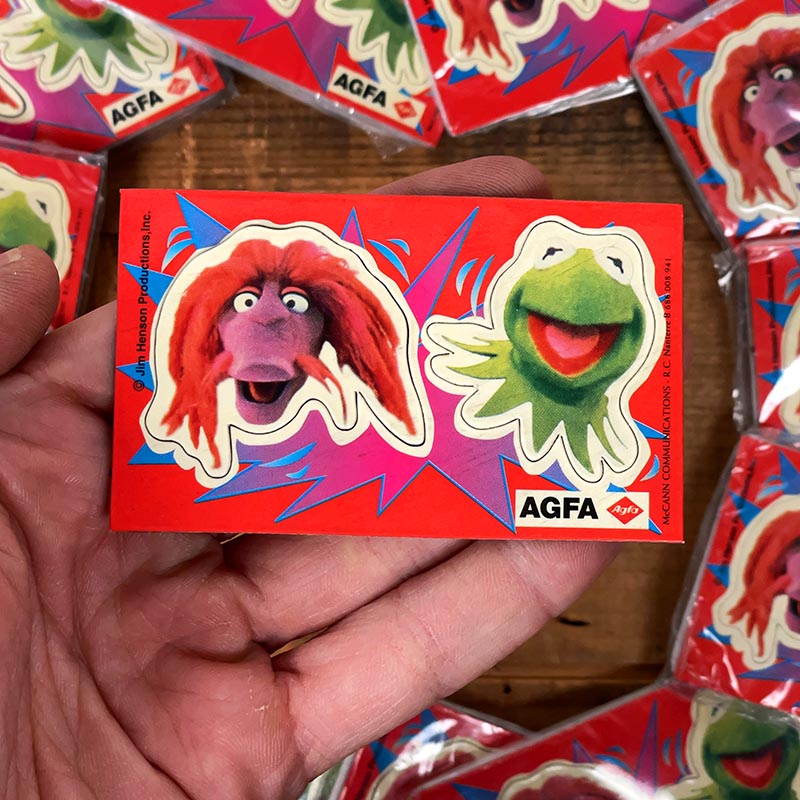 pack kit de deux magnets publicitaires agfa photo du muppet show jim henson kermit et janice 1990 vintage