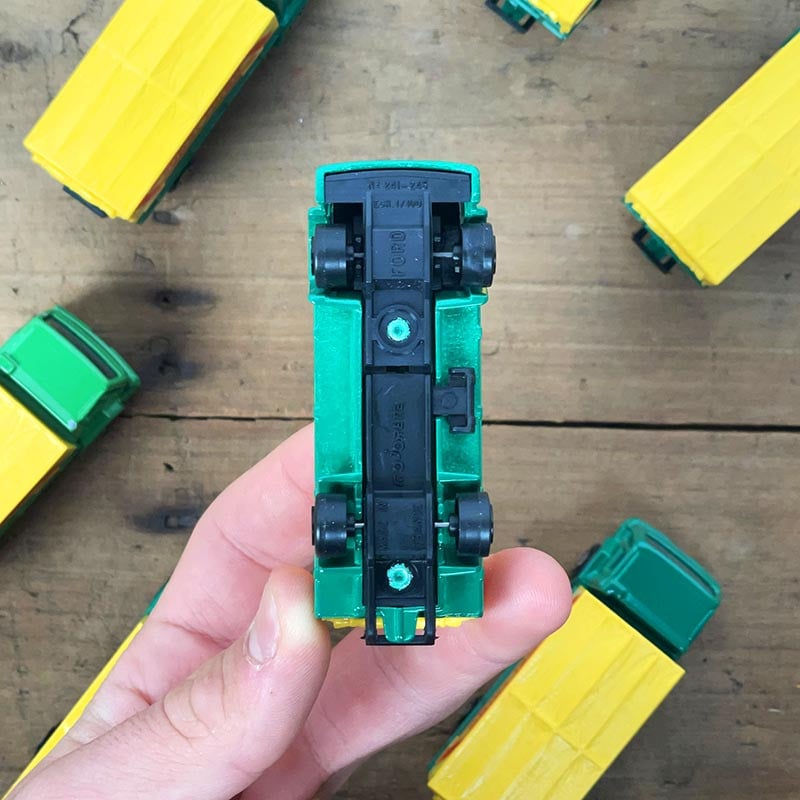 voiture miniature camion ancienne ford super cargo vert jaune fabriqué en france 1990 1980