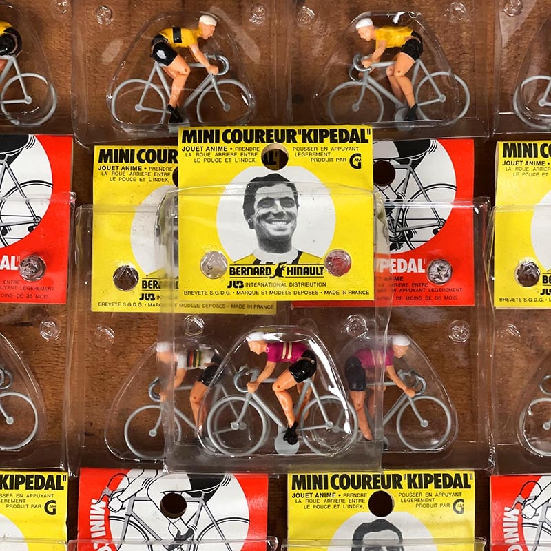 jouet mini coureur kipedal bernard hinault ancien 1980 1990 miniature cycliste pédalier