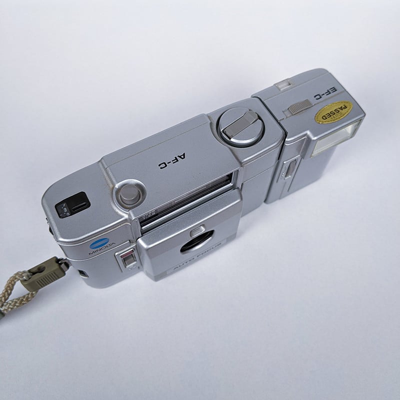 Minolta AF-C Flash & 35mm 2.8 Box