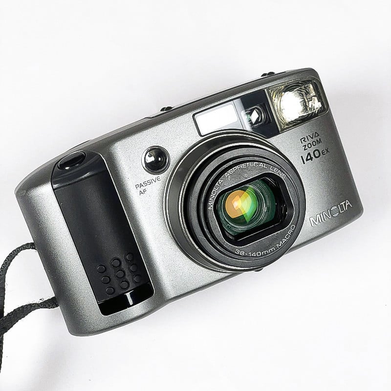 Minolta AF Riva Zoom 140 EX & 38-140mm