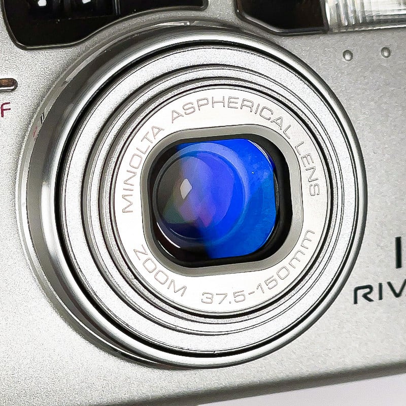 Minolta Riva Zoom 150 37.5 - 150mm
