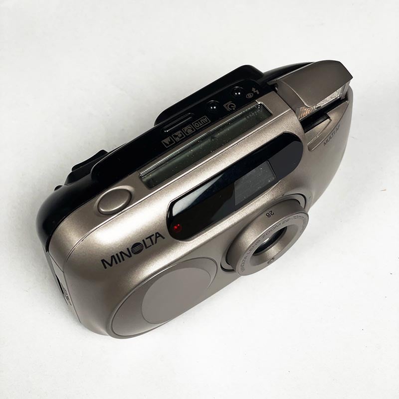 Minolta Riva Zoom 70W 28-70mm