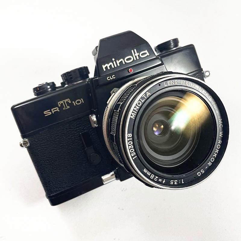 Minolta SRT 101 Black & W.Rokkor-SG PF 28mm 3.5