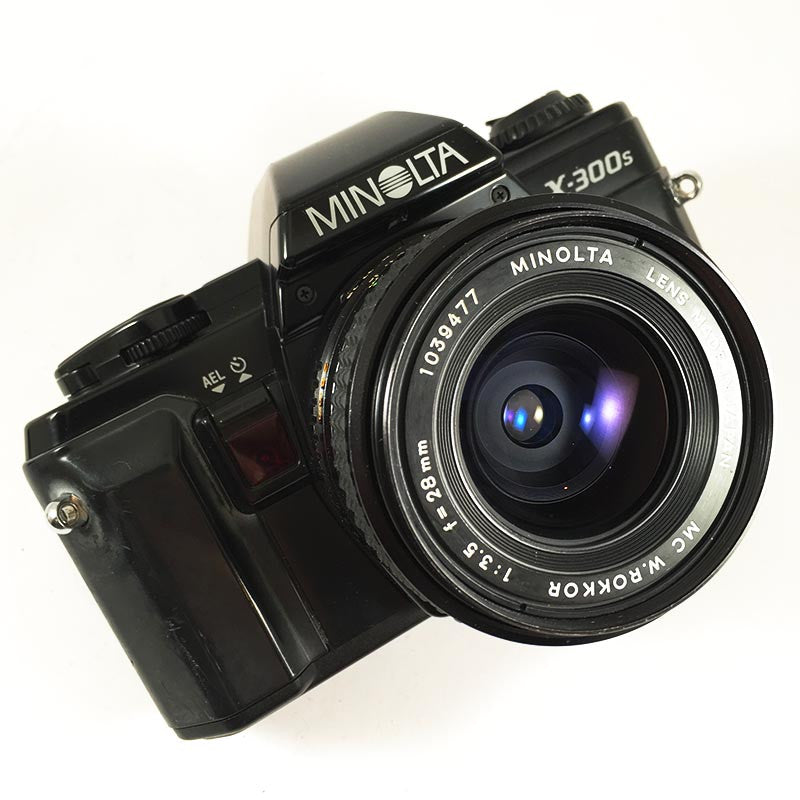 Minolta X-300S & 28mm 3.5