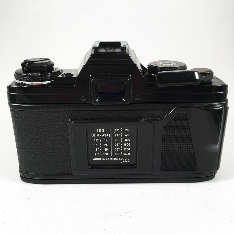 Minolta X-700 & 28mm 2.8