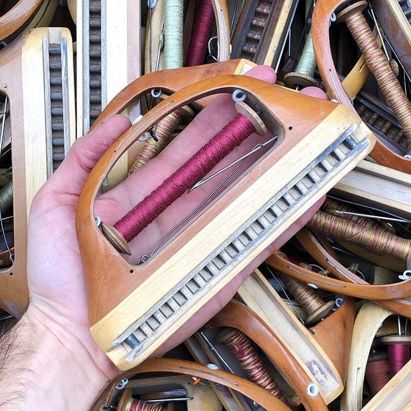 navette avec bobine bois métal atelier tissage soie filature ancien vintage mercerie 1930 1950