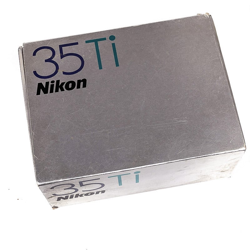 Nikon 35TI & Nikkor 35mm 2.8