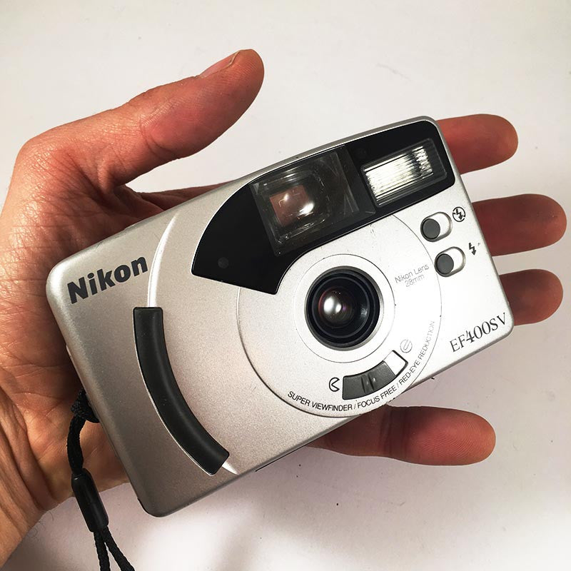 Nikon EF400SV & 28mm 5.6