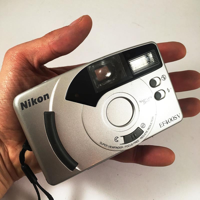 Nikon EF400SV & 28mm 5.6