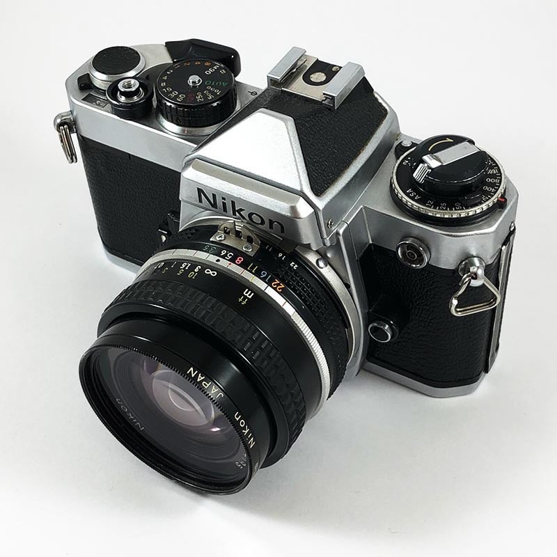 Nikon FE & 20mm 3.5