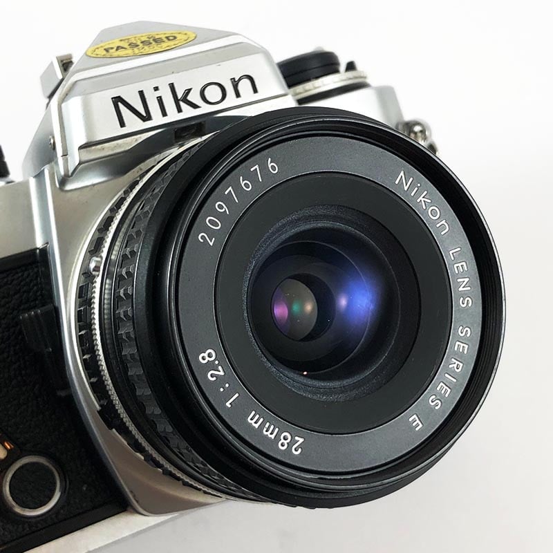 Nikon FE & 28mm 2.8