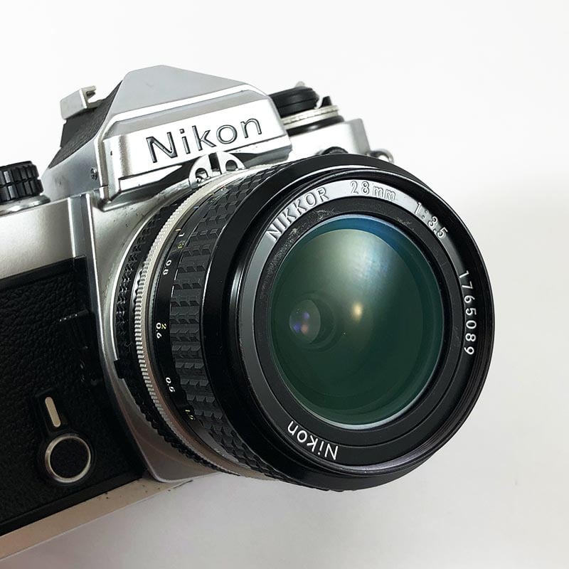 Nikon FE & 28mm 3.5