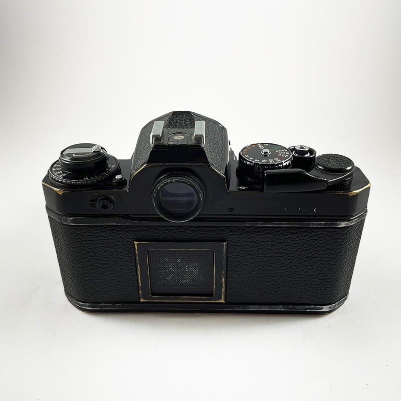 Nikon FE Noir & 50mm 1.4