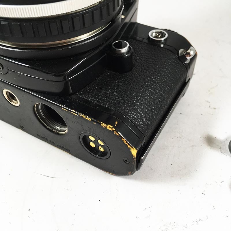 Nikon FE Black & Zoom Nikkor 36-72mm 3.5