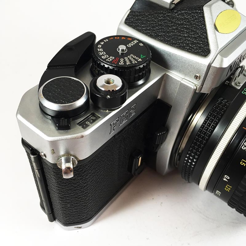 Nikon FE2 & Nikkor 28mm 3.5