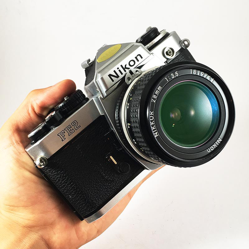 Nikon FE2 & Nikkor 28mm 3.5