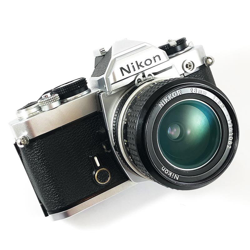 Nikon FM & 28mm 3.5