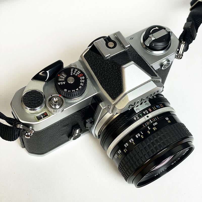 Nikon FM & 35mm 2.8