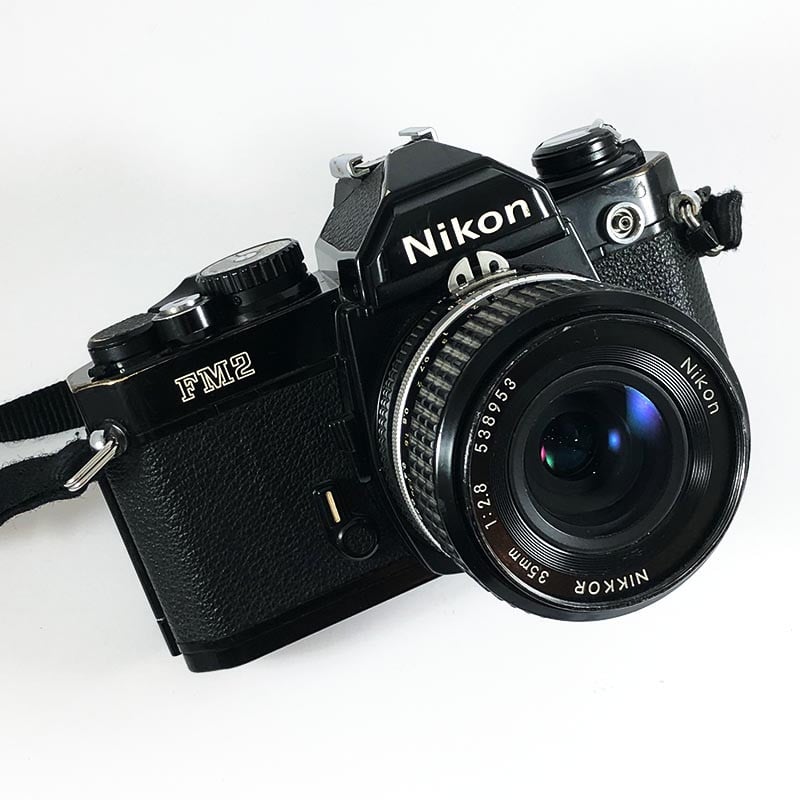 Nikon FM2 Noir & 35mm 2.8