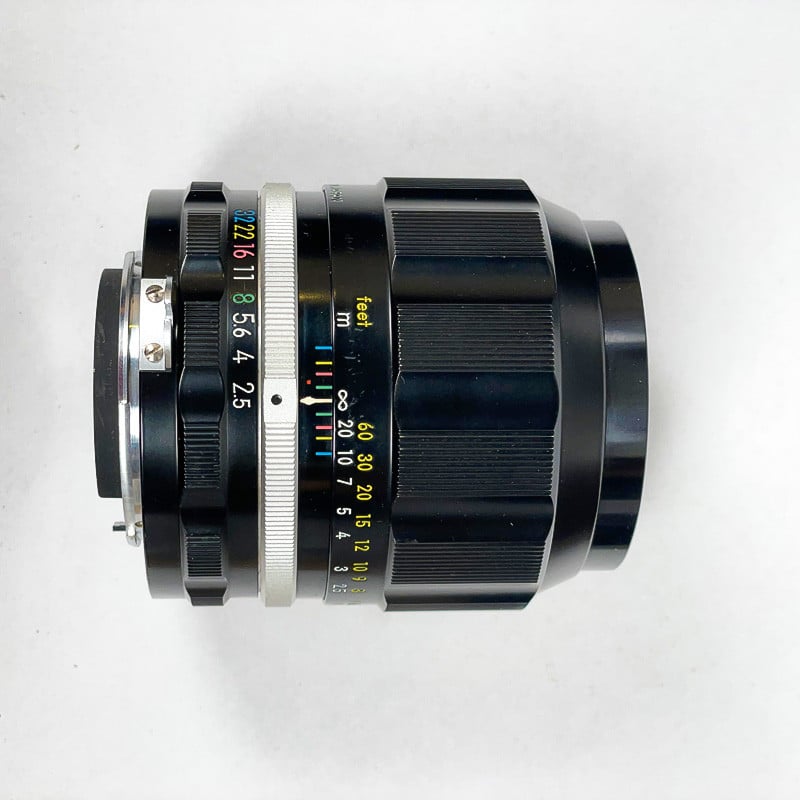 Nikon Nikkor 105mm 2.5 Non-Ai