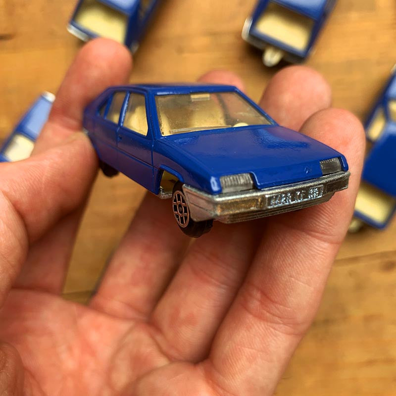 voiture miniature ancienne norev 1986 citroen bx bleu bleue minijet mini jet fabriqué en france 1980