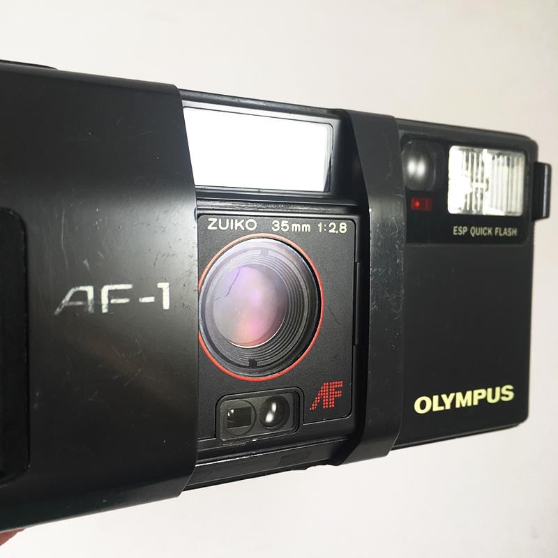 Olympus AF-1 35mm 2.8