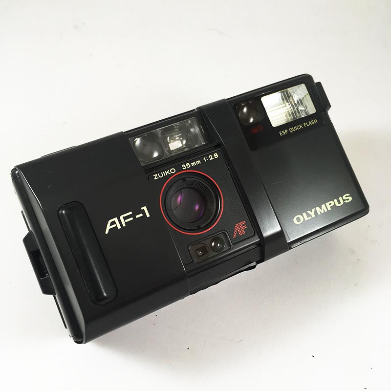 Olympus AF-1 35mm 2.8