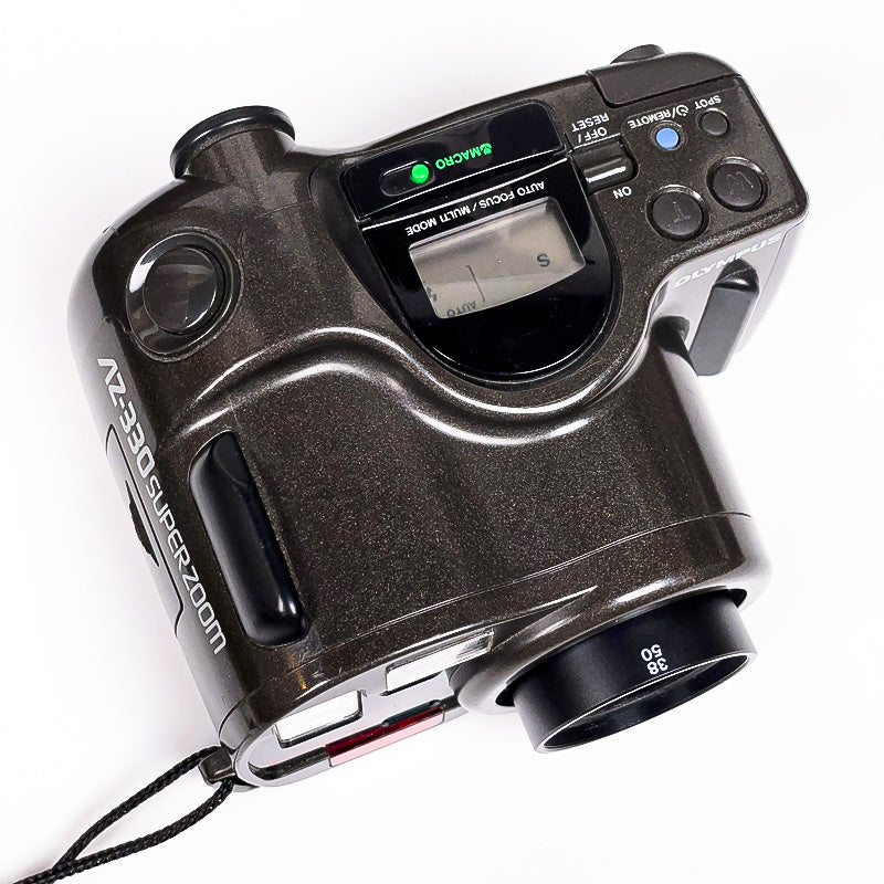 olympus zoom 330 superzoom compact point and shoot ancien vintage film pellicule argentique photo photographie 24x36 5mm