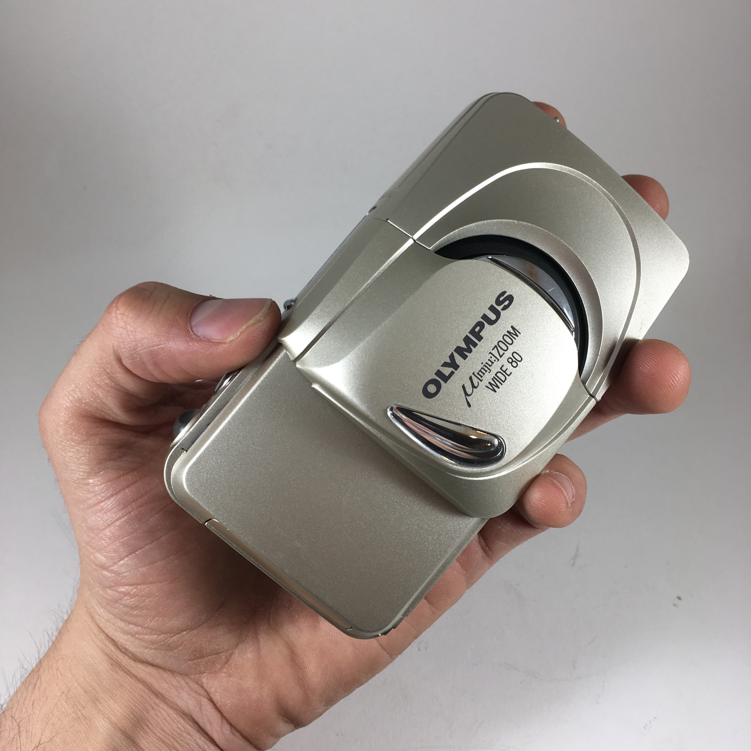 olympus mju zoom wide 80 28mm 35mm point and shoot 1998 135 argentique
