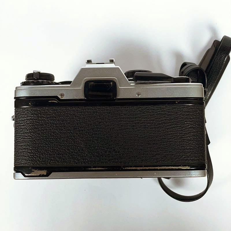 Olympus OM10 Manual Adapter & 28mm 2.8