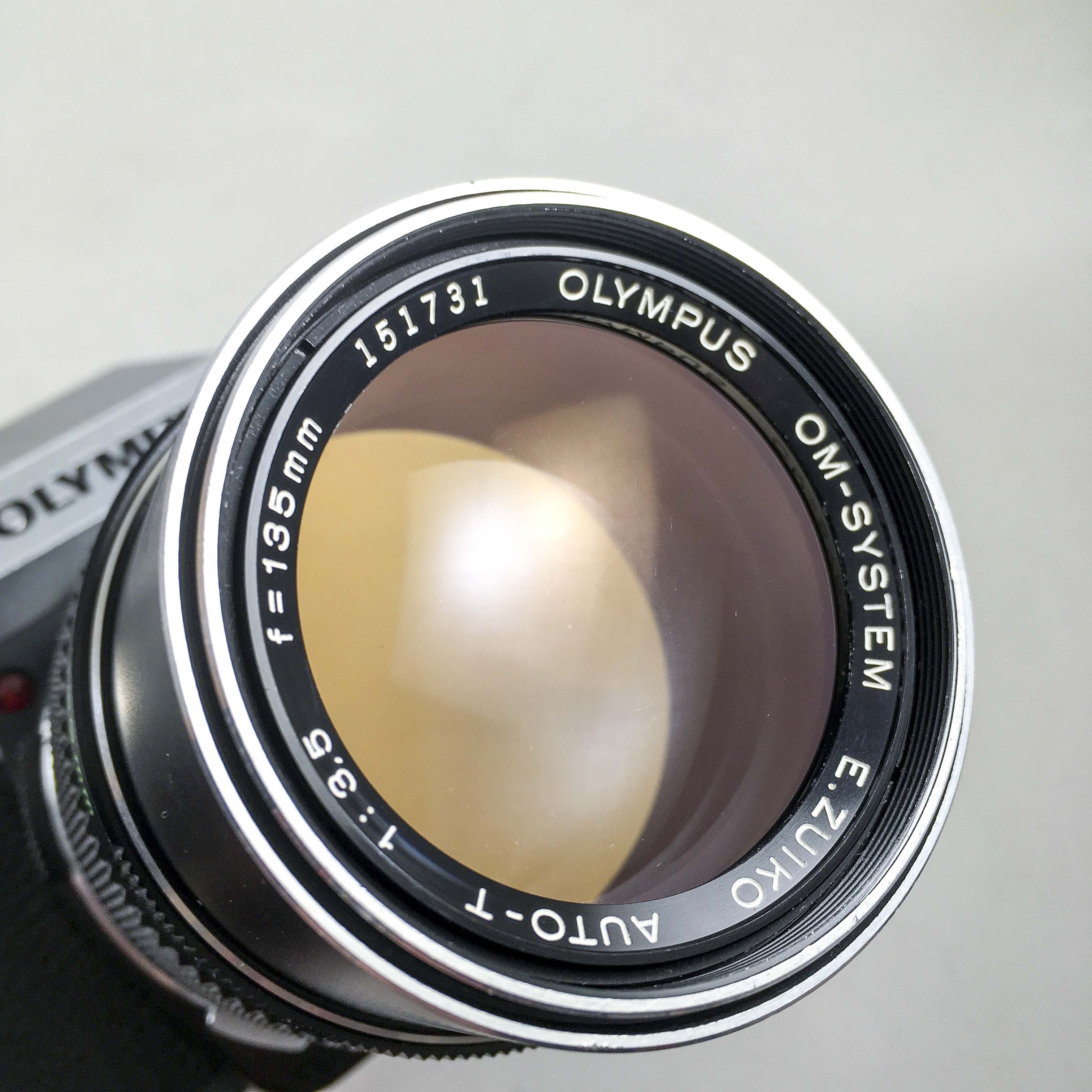 Olympus OM20 & E.Zuiko 135mm 3.5