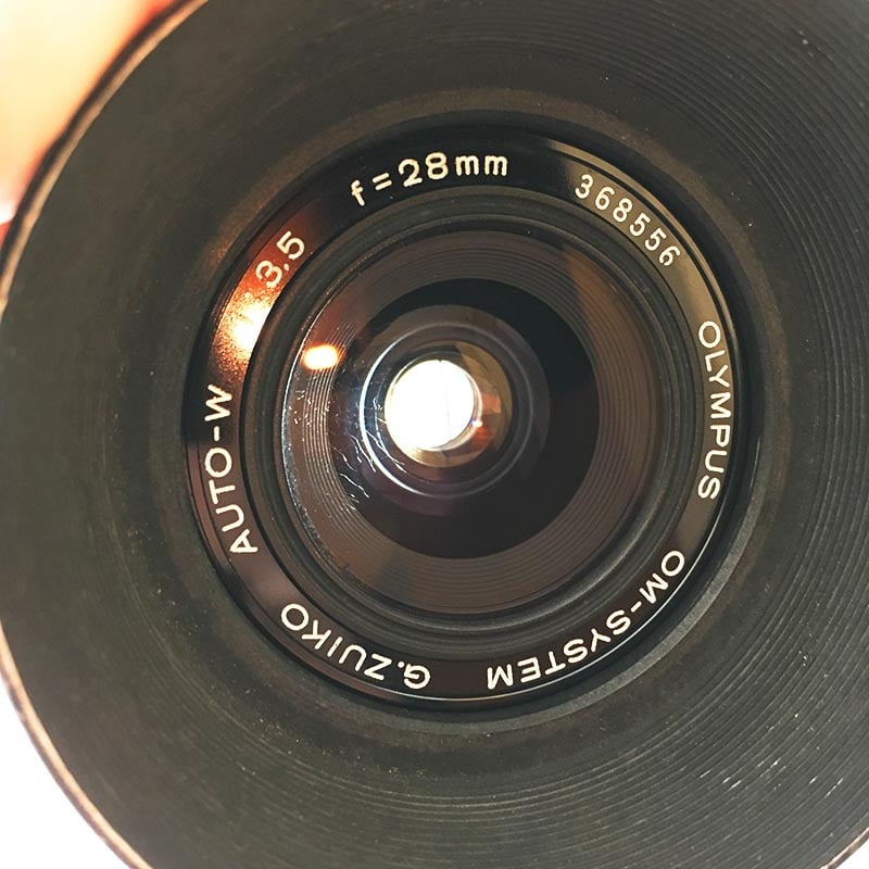 Olympus OM2N & 28mm 3.5