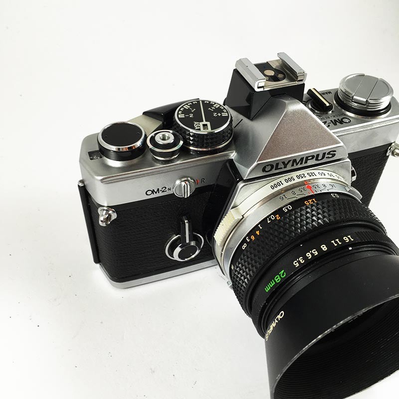 Olympus OM2N & 28mm 3.5
