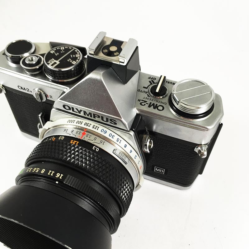Olympus OM2N & 28mm 3.5