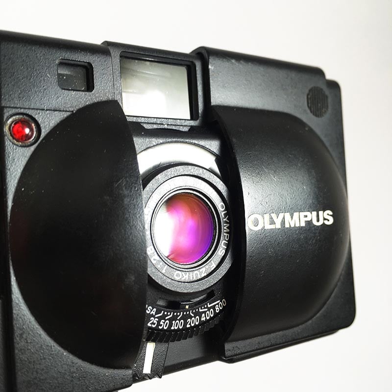 Olympus XA & F.Zuiko 35mm 2.8