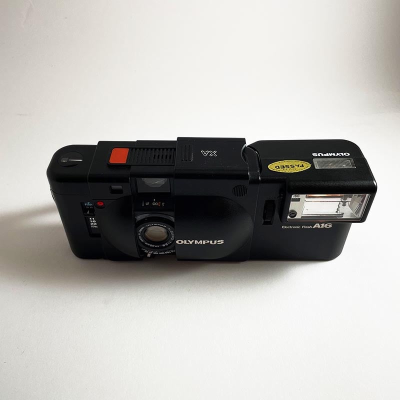 Olympus XA & Flash A16 F.Zuiko 35mm 2.8