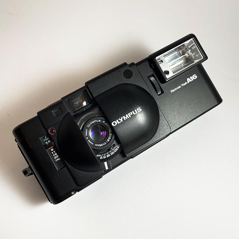 Olympus XA & Flash A16 F.Zuiko 35mm 2.8