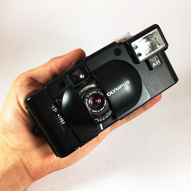 Olympus XA Flash & F.Zuiko 35mm 2.8