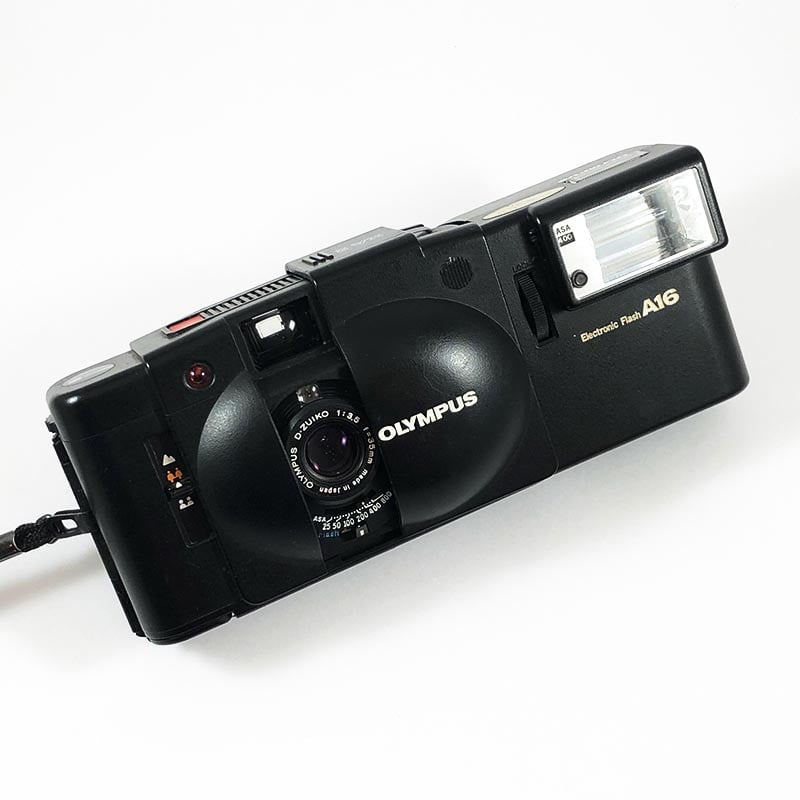 Olympus XA2 A16 Flash 35mm 3.5