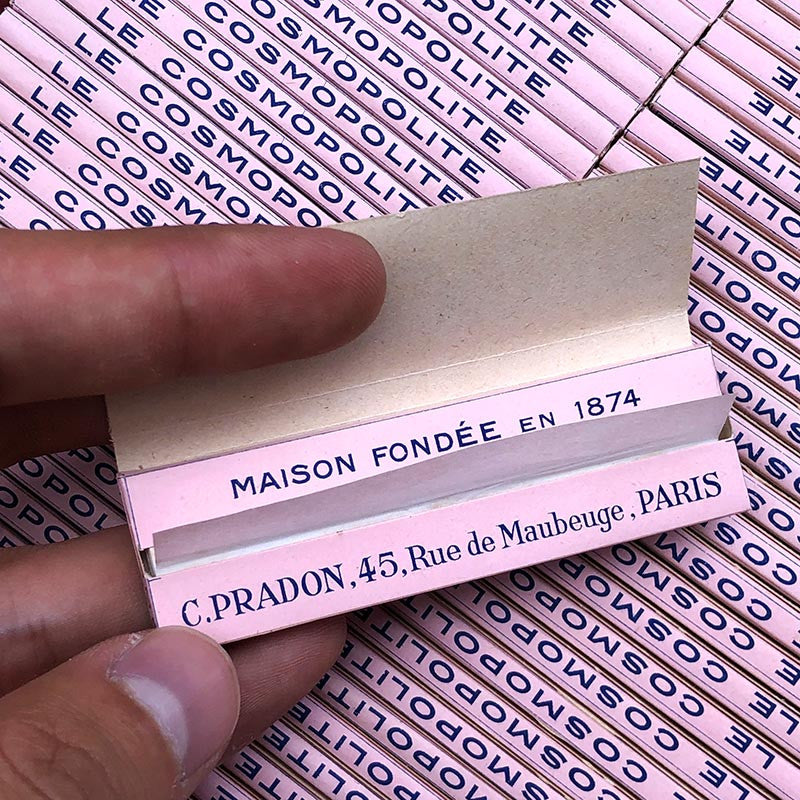 papier feuille a rouler cigarette le cosmopolite rose c pradon 45 rue maubeuge ancien vintage 1890 1900 tabac