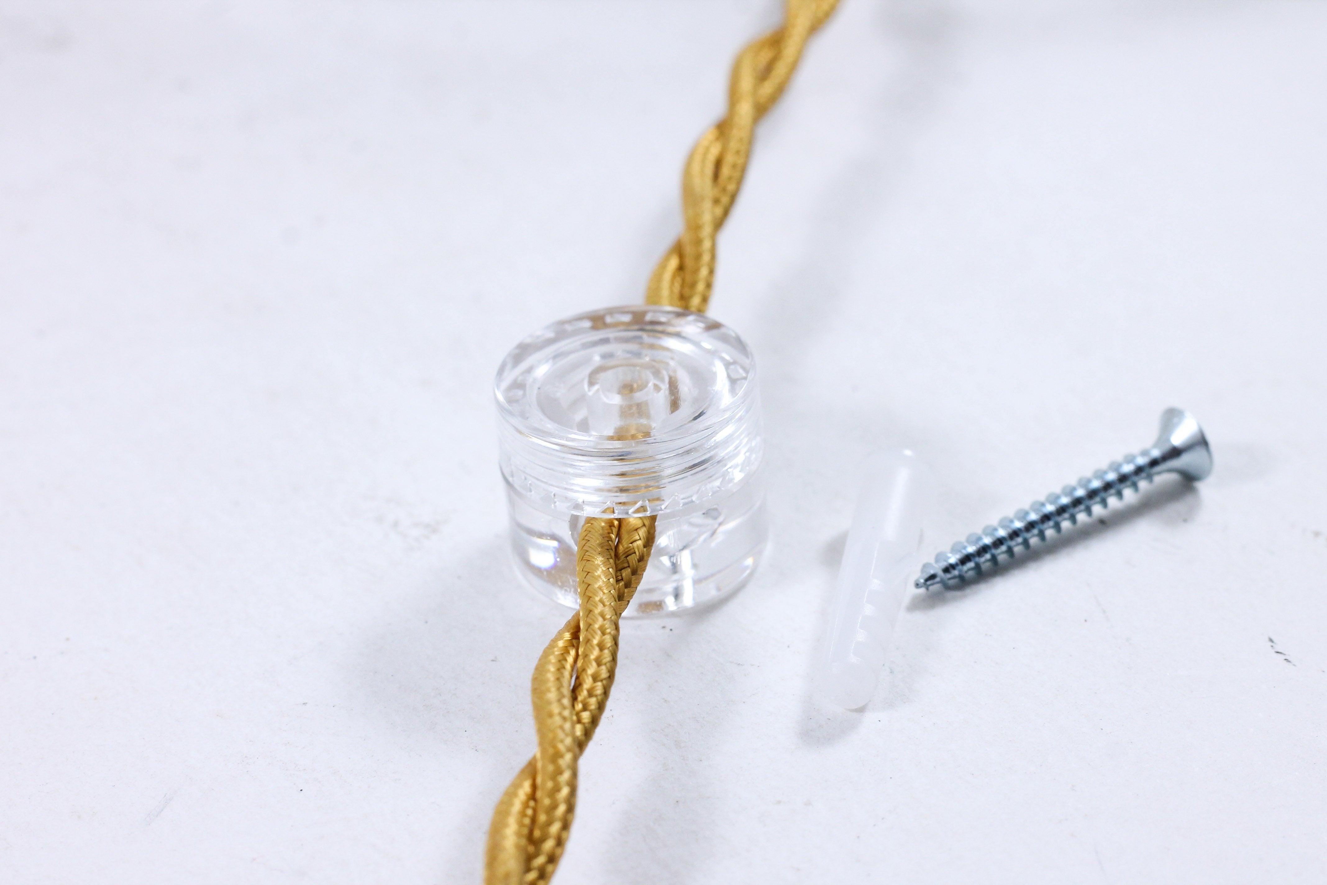 passage cable transparent droit ancien vintage quincaillerie électricité direction support