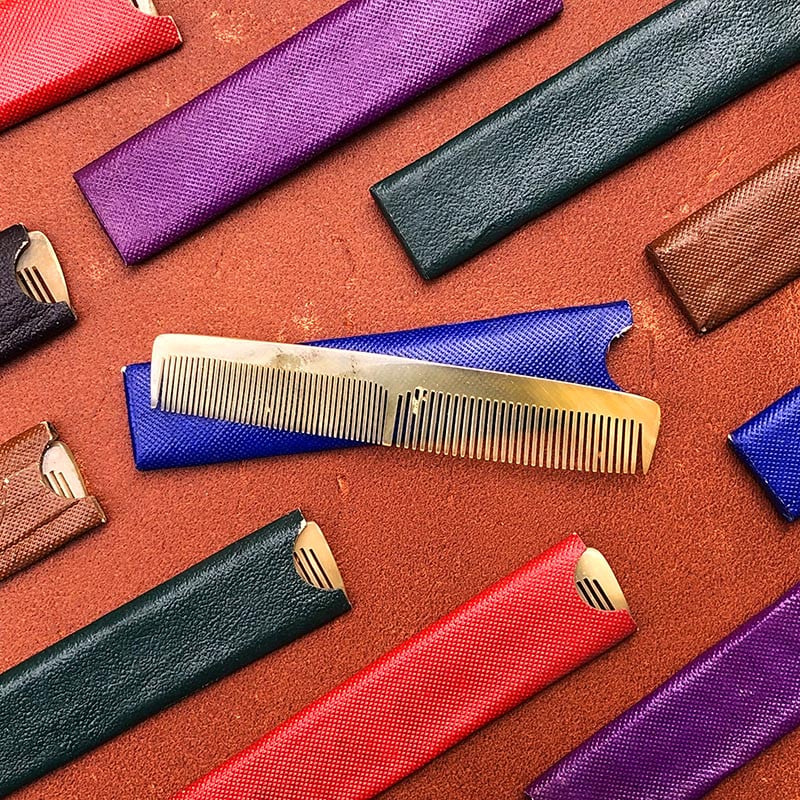 peigne en corne ancien 1930 1900 avec étui coloré vintage coiffure homme femme