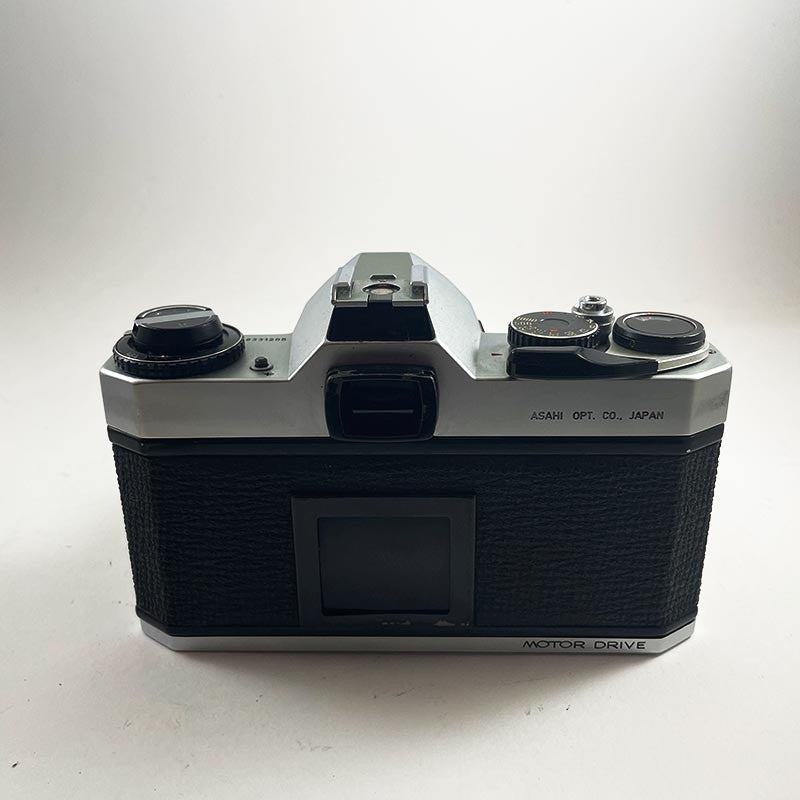 Pentax KX & 50mm 1.7