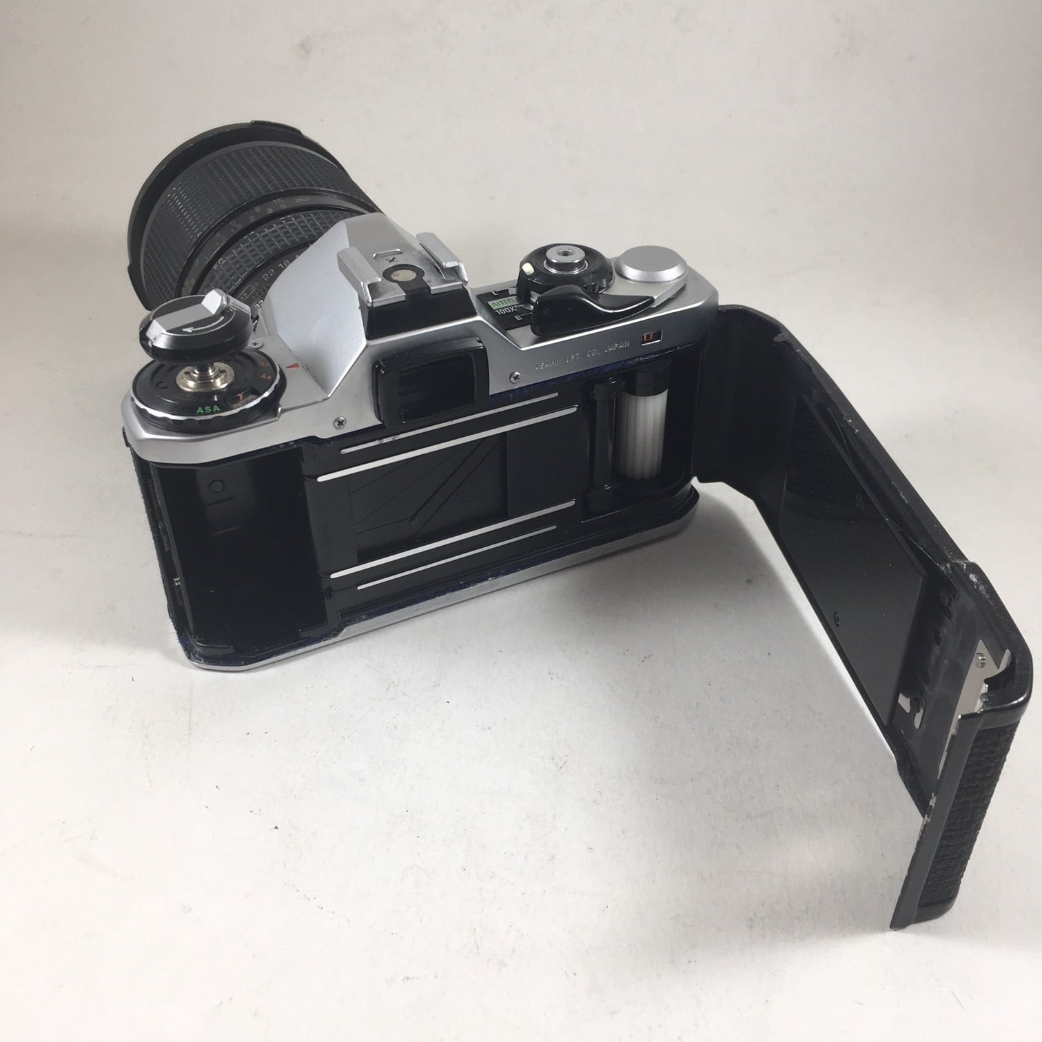 Pentax ME & Tamron 28-80mm