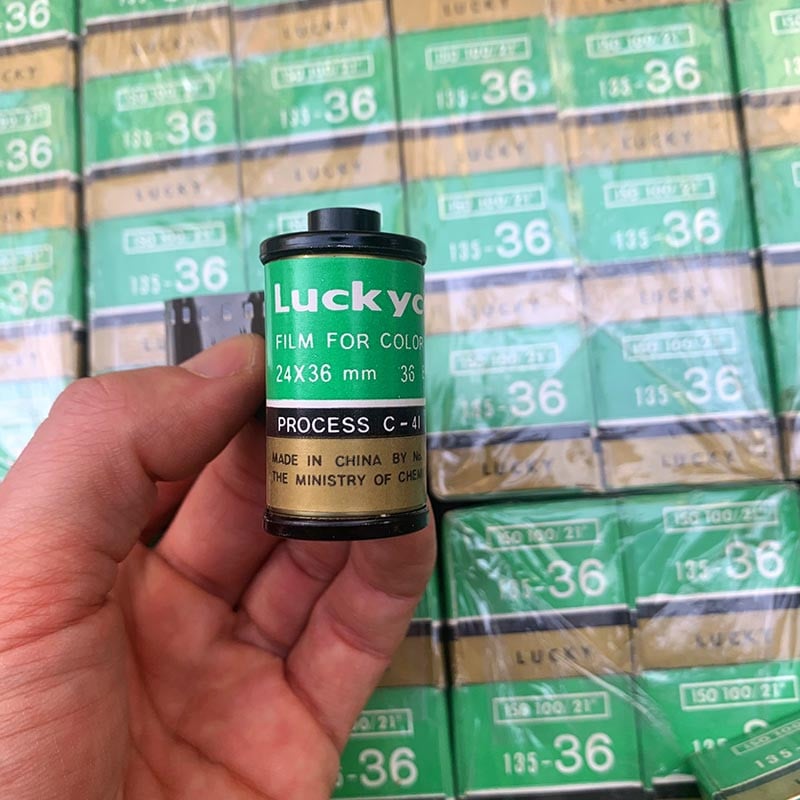 pellicule périmée film lucky color luckycolor II 100 ancienne vintage date 1993 china chine couleur 36 poses