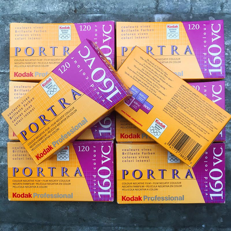 pack 5 ektachrome kodak Portra 160 VC Vivid Color négatif couleur pellicule 120 argentique moyen format C41 2003 périmée