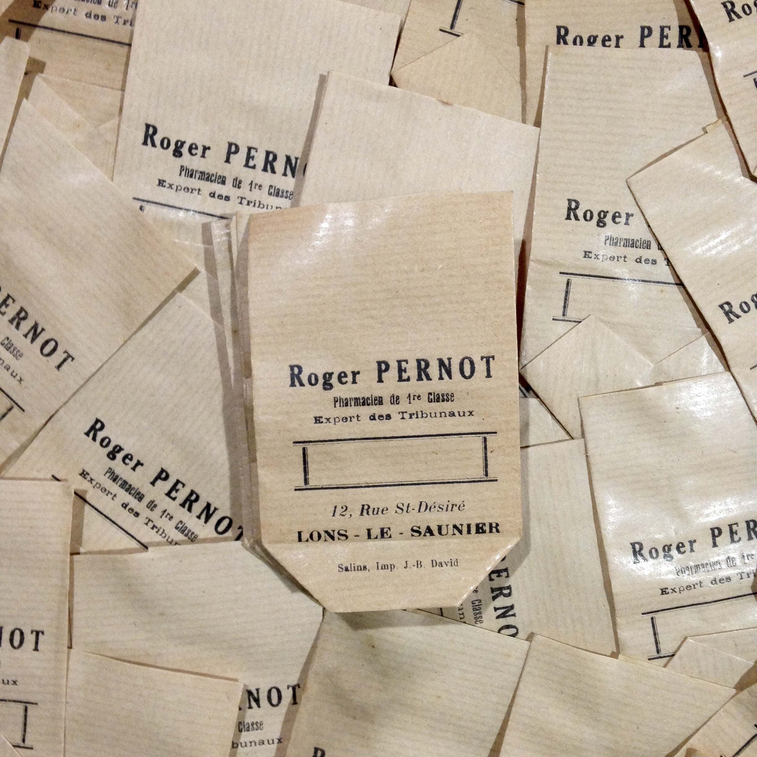 petit sachet médicament pharmacie ancien vintage papier pharmacien roger perron 1920