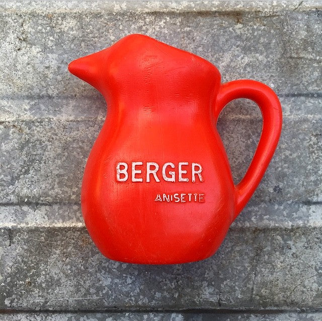 pichet berger anisette rouge plastique 1970 bar