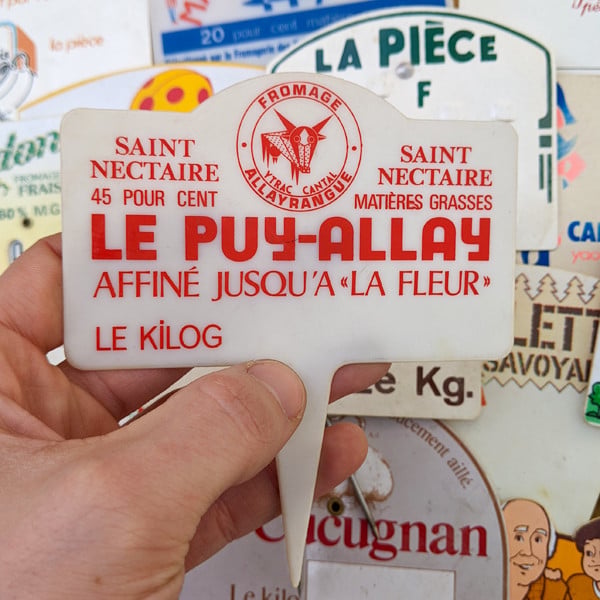 ancien vintage pique prix étiquette commerce boucherie fromagerie épicerie alimentaire plastique bois 1950